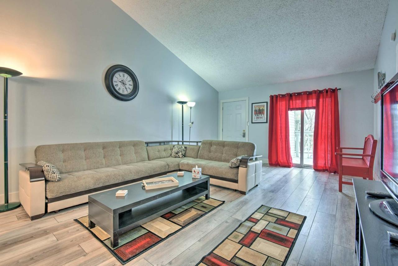 Mount Pocono Condo With Balcony, Near Mt Airy Casino Exterior photo